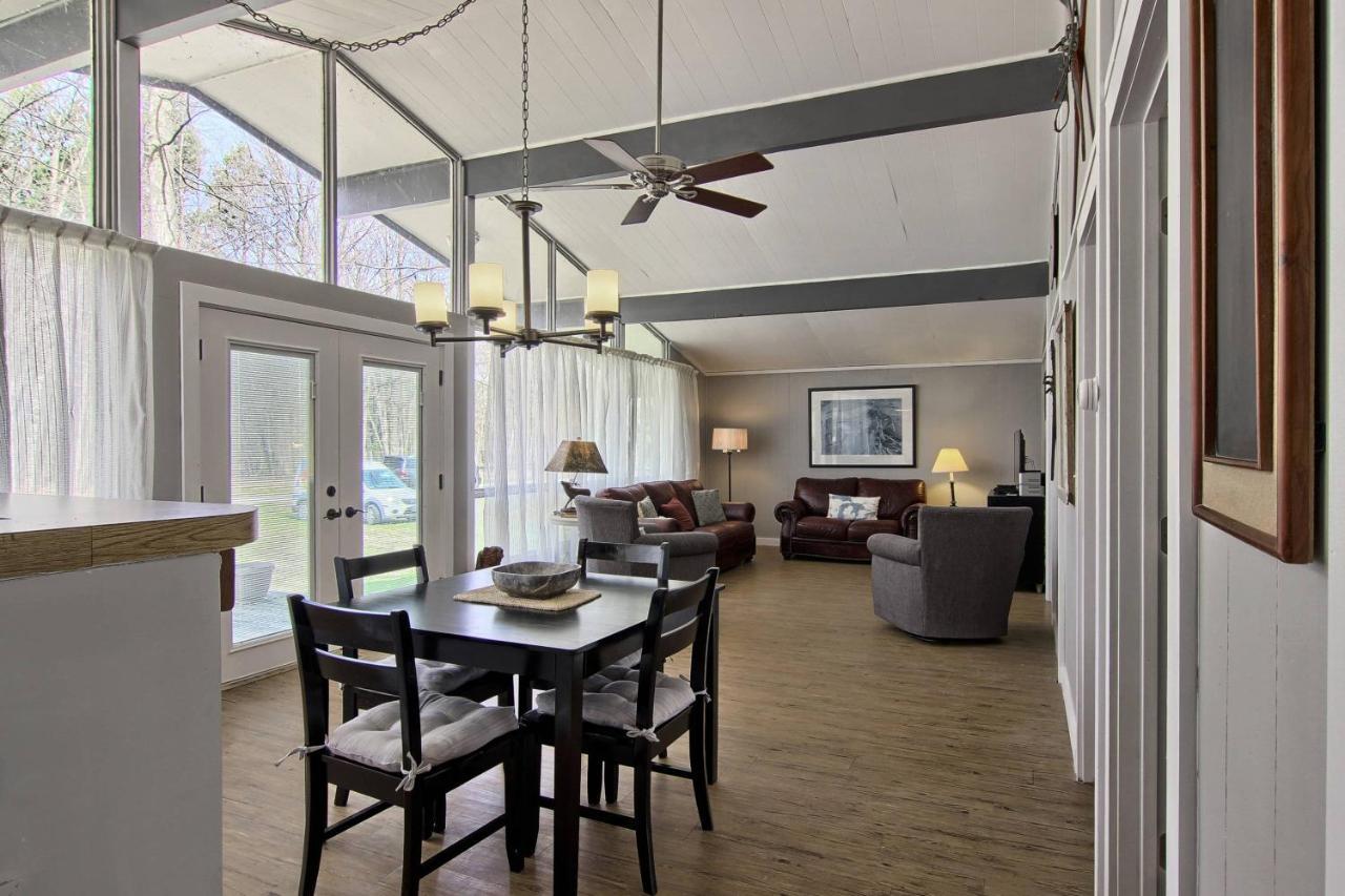 Up North Retreat Villa Charlevoix Exterior photo